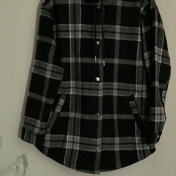 From Trend:Notes-Urban Daizy Black Buffalo Plaid Hooded Oversized Jacket Small - Picture 10 of 10